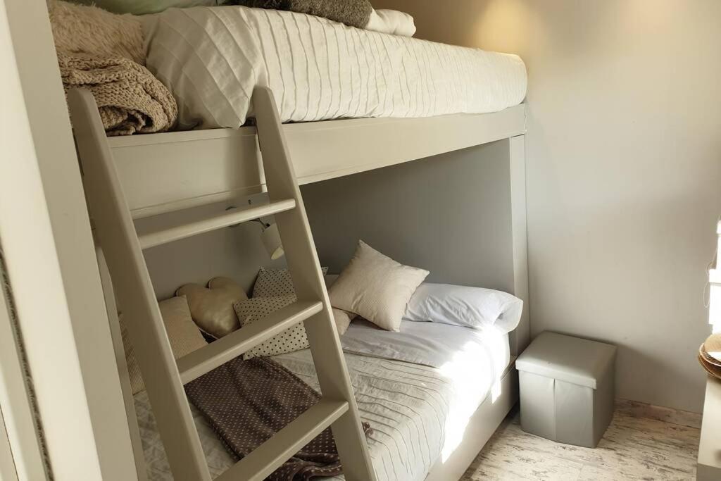 Apartamento 1ª Linea De Mar Cambrils Vilafortuny מראה חיצוני תמונה